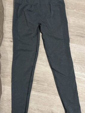 Alphalete grey Leggings -Large